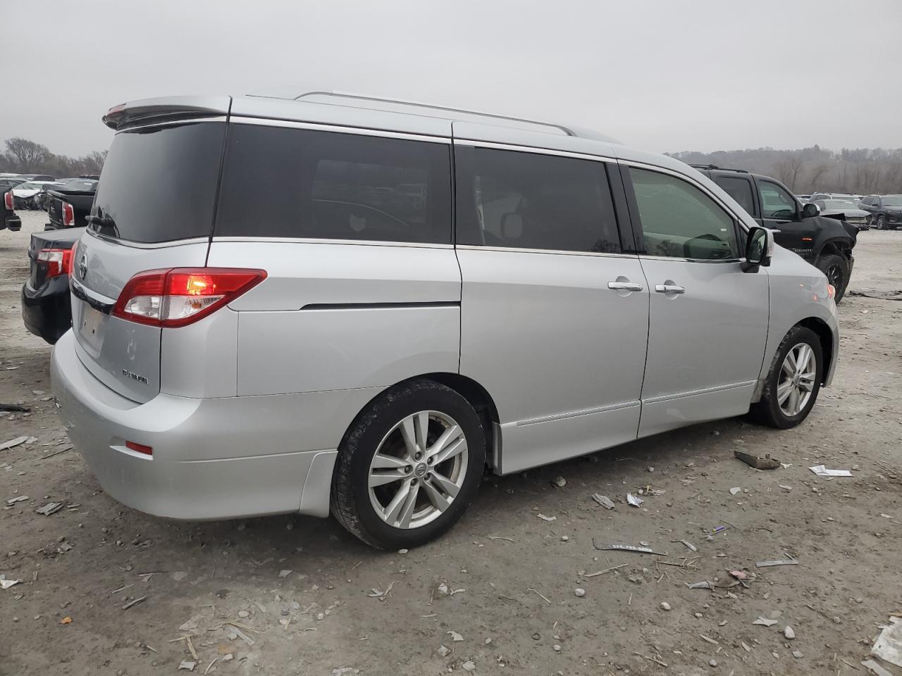 Nissan Quest S Image 4