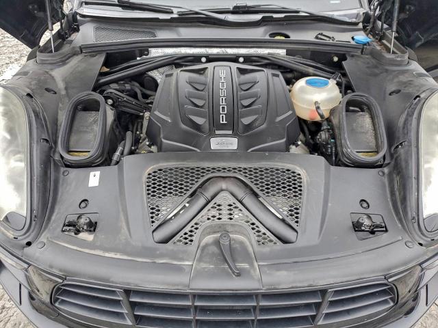 Porsche Macan Gts Image 11