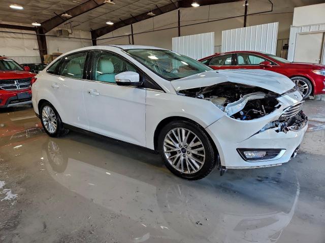 Ford Focus Titanium Image 13