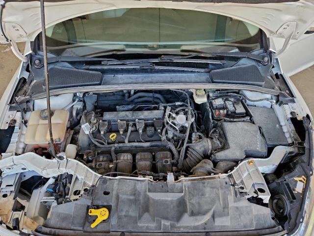 Ford Focus Titanium Image 9