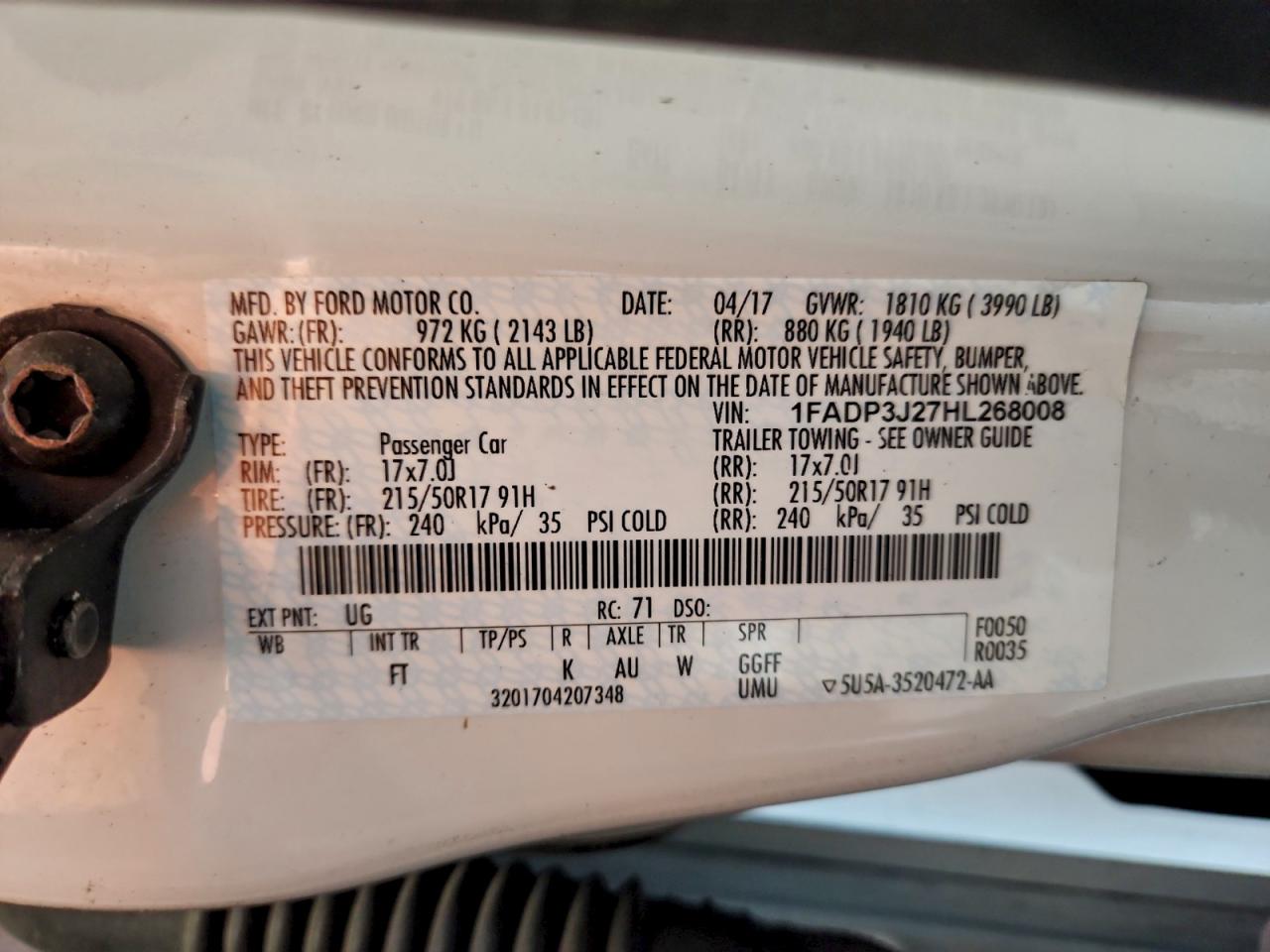 Ford Focus Titanium Image 2