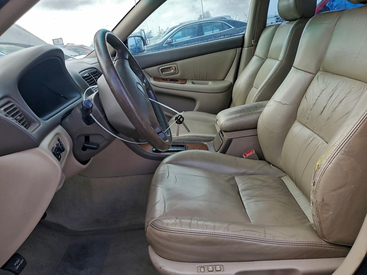 Lexus Es 300 Image 4