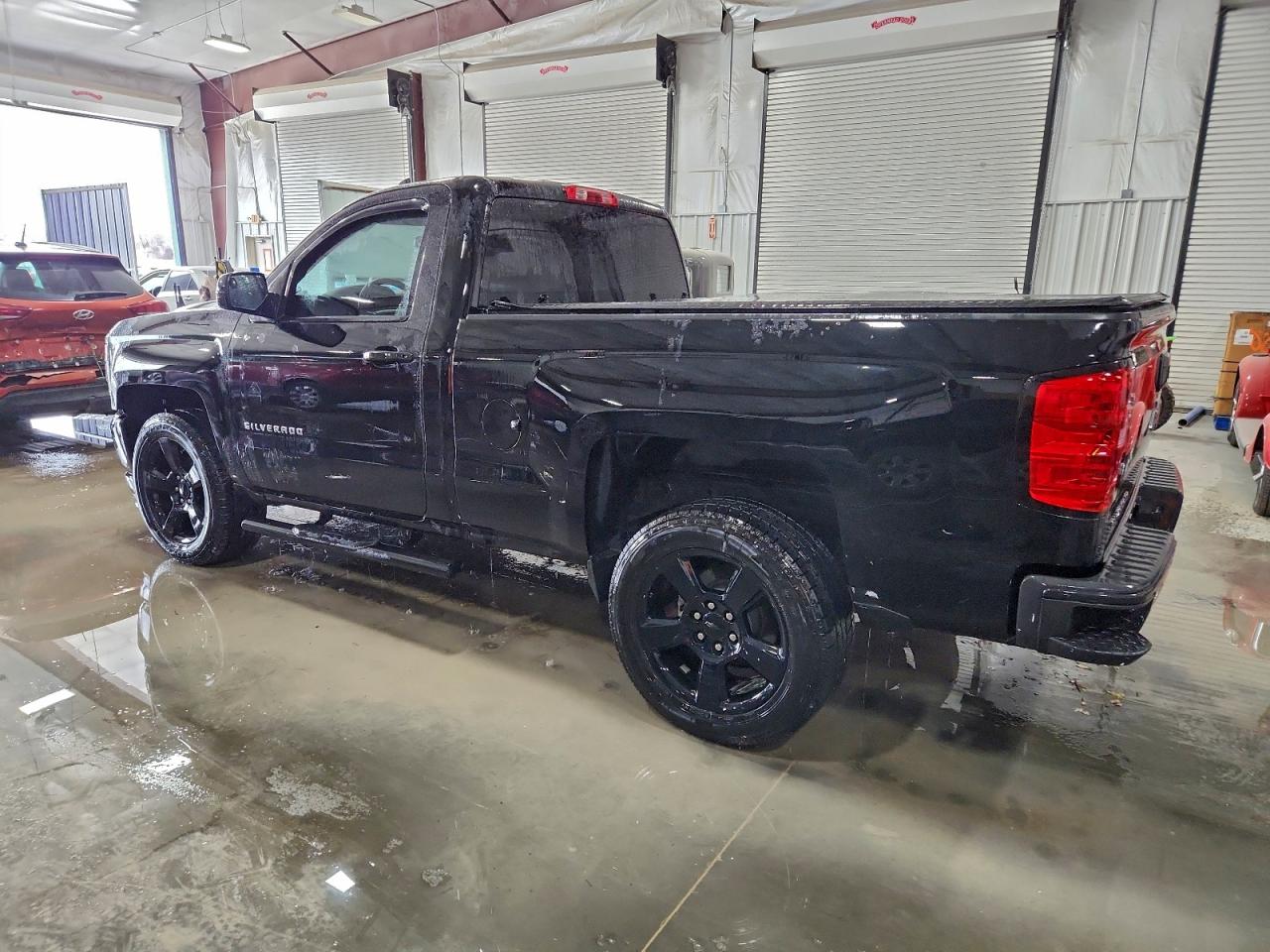 Chevrolet Silverado C1500 Image 5