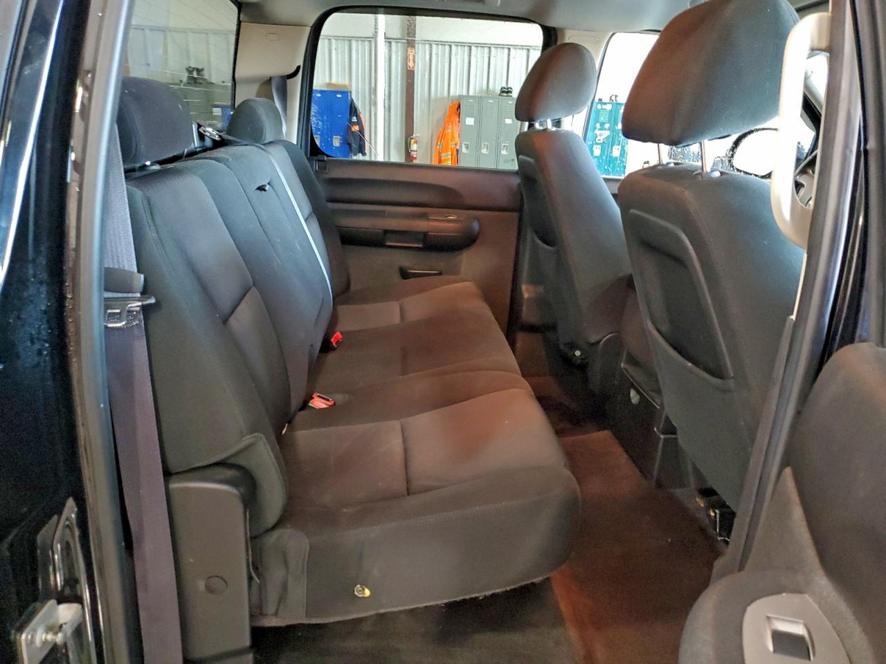 Chevrolet Silverado K1500 Lt Image 9