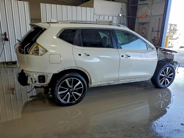 Nissan Rogue S Image 3