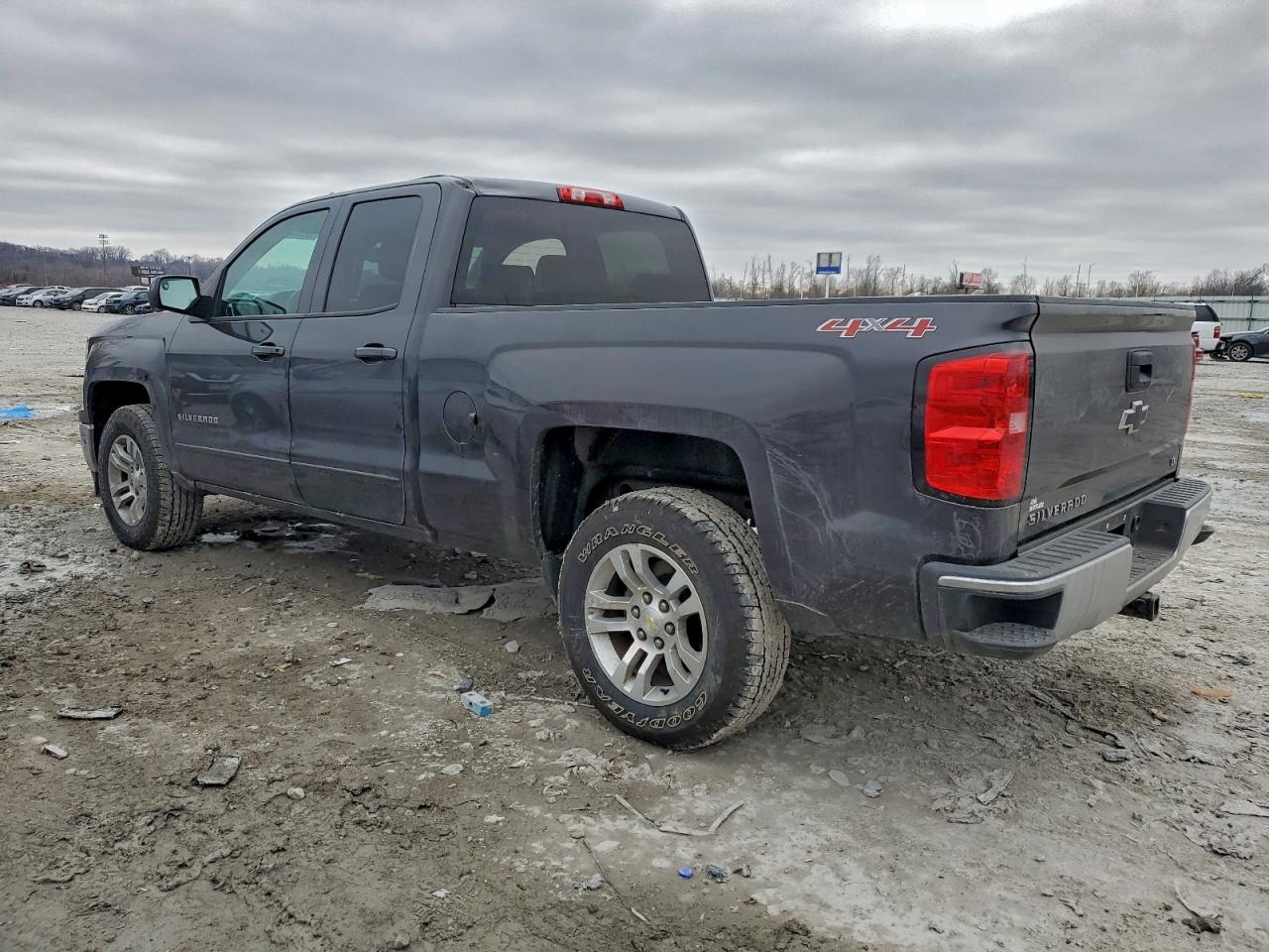 Chevrolet Silverado K1500 Lt Image 3