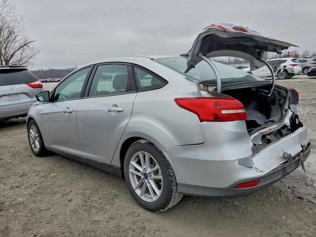 Ford Focus Se Image 9