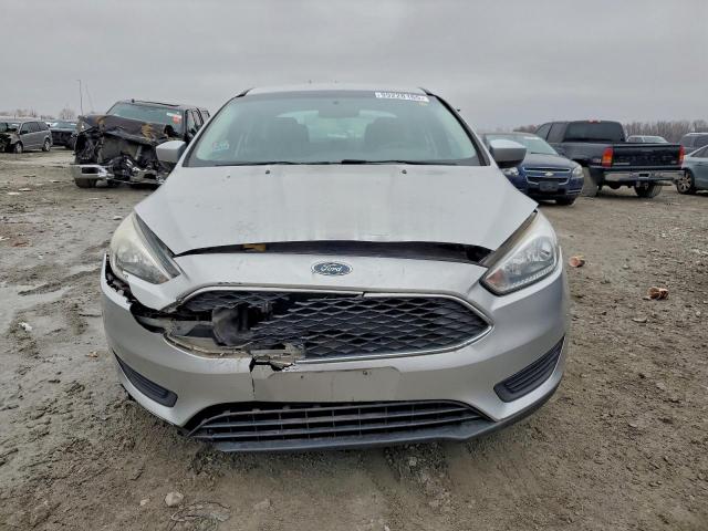 Ford Focus Se Image 10