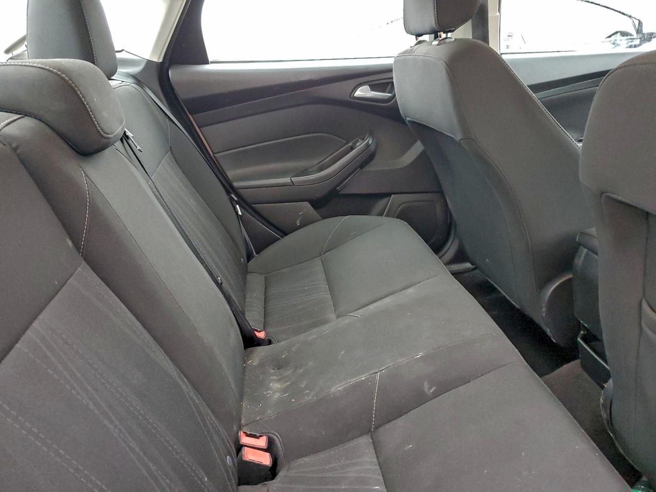 Ford Focus Se Image 6