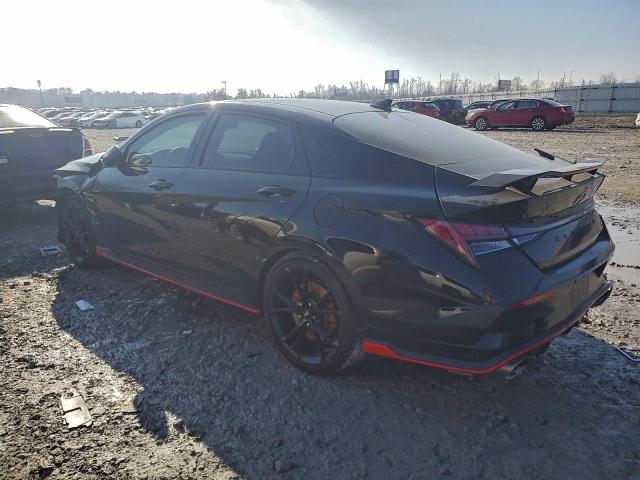 Hyundai ELANTRA Image 2