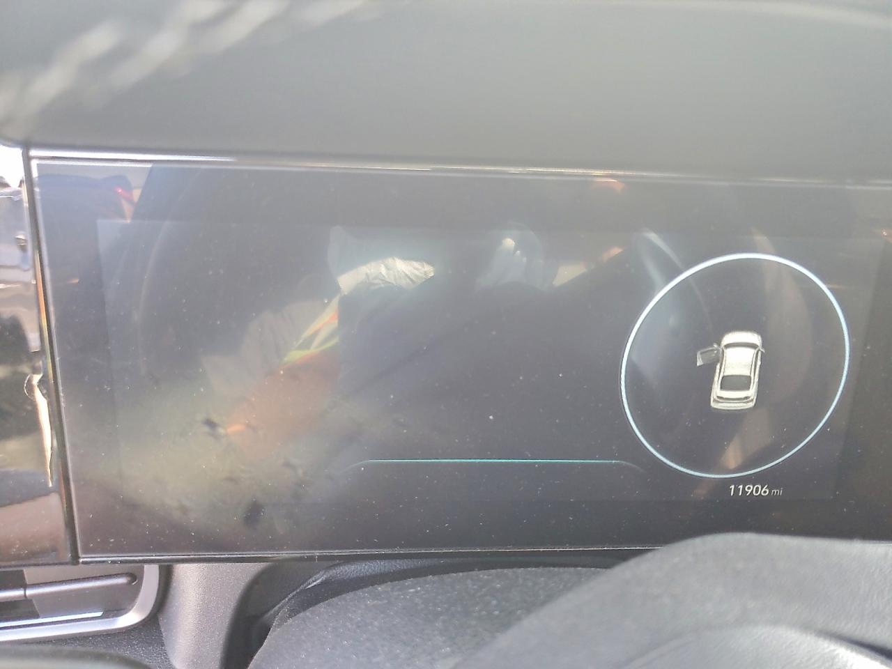 Hyundai ELANTRA Image 5