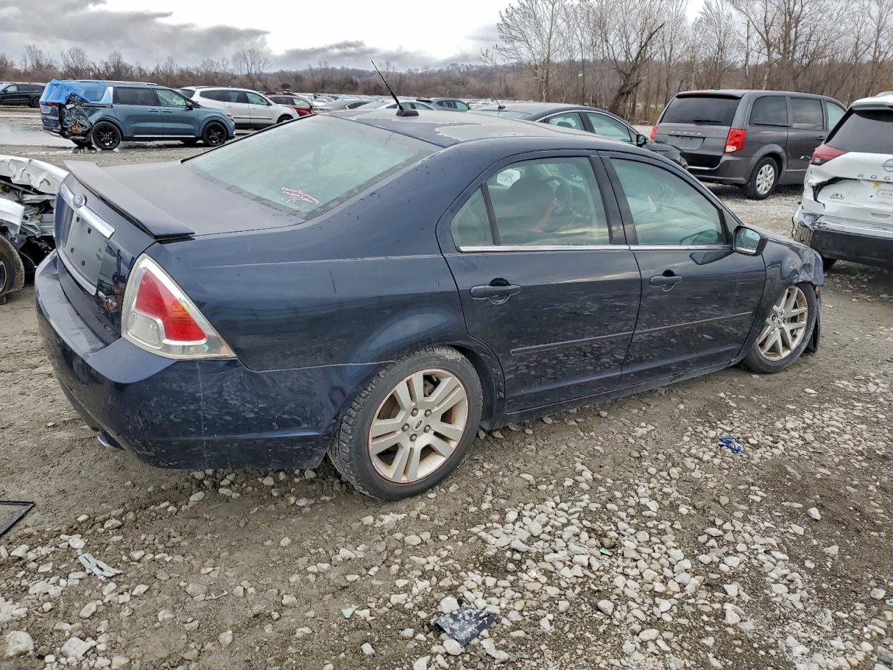 Ford Fusion Sel Image 3