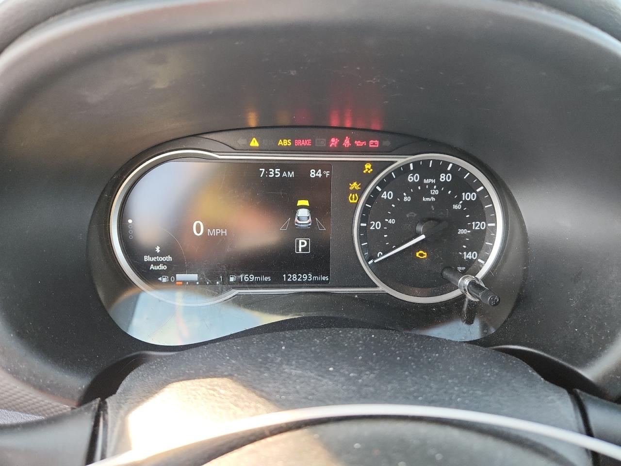 Nissan Kicks S Image 7