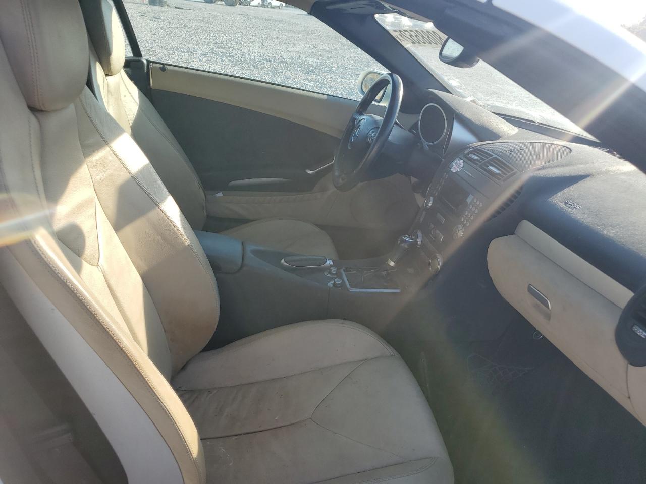 Mercedes-Benz Slk-class 350 Image 10