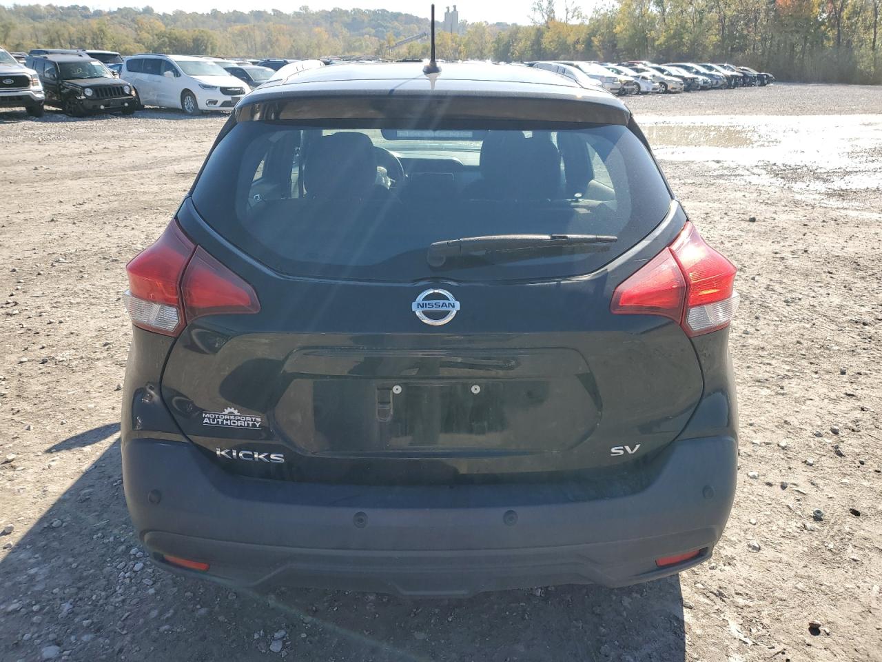 Nissan Kicks Sv Image 3