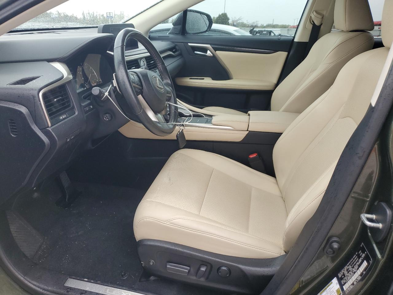 Lexus RX 350 Base Image 13