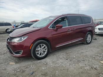 Salvage Chrysler Pacifica