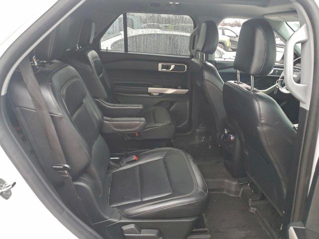 Ford Explorer Xlt Image 13