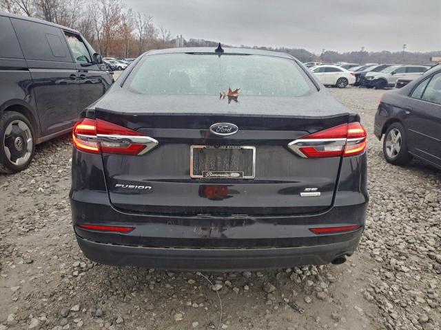 Ford Fusion Se Image 12