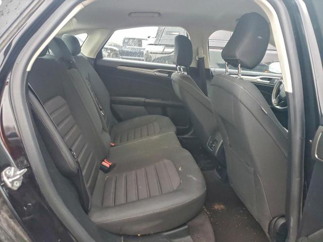 Ford Fusion Se Image 6