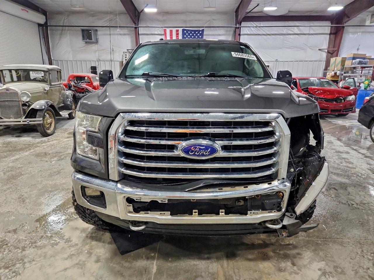 Ford F-150 Supercrew Image 9