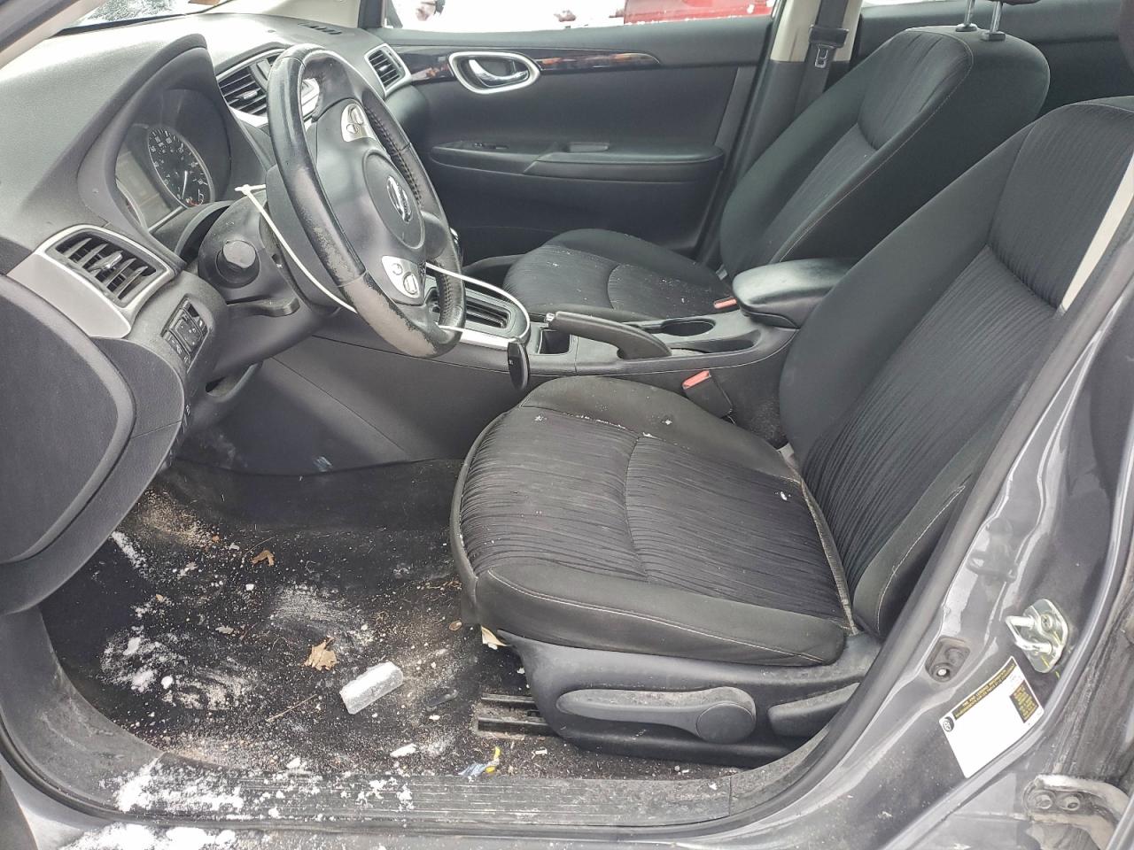 Nissan Sentra S Image 6