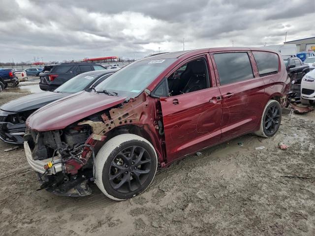  Salvage Chrysler Pacifica