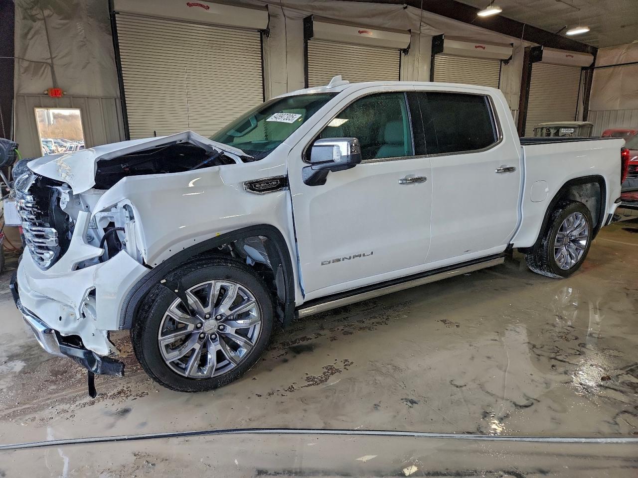 GMC Sierra K1500 Denali Image 1