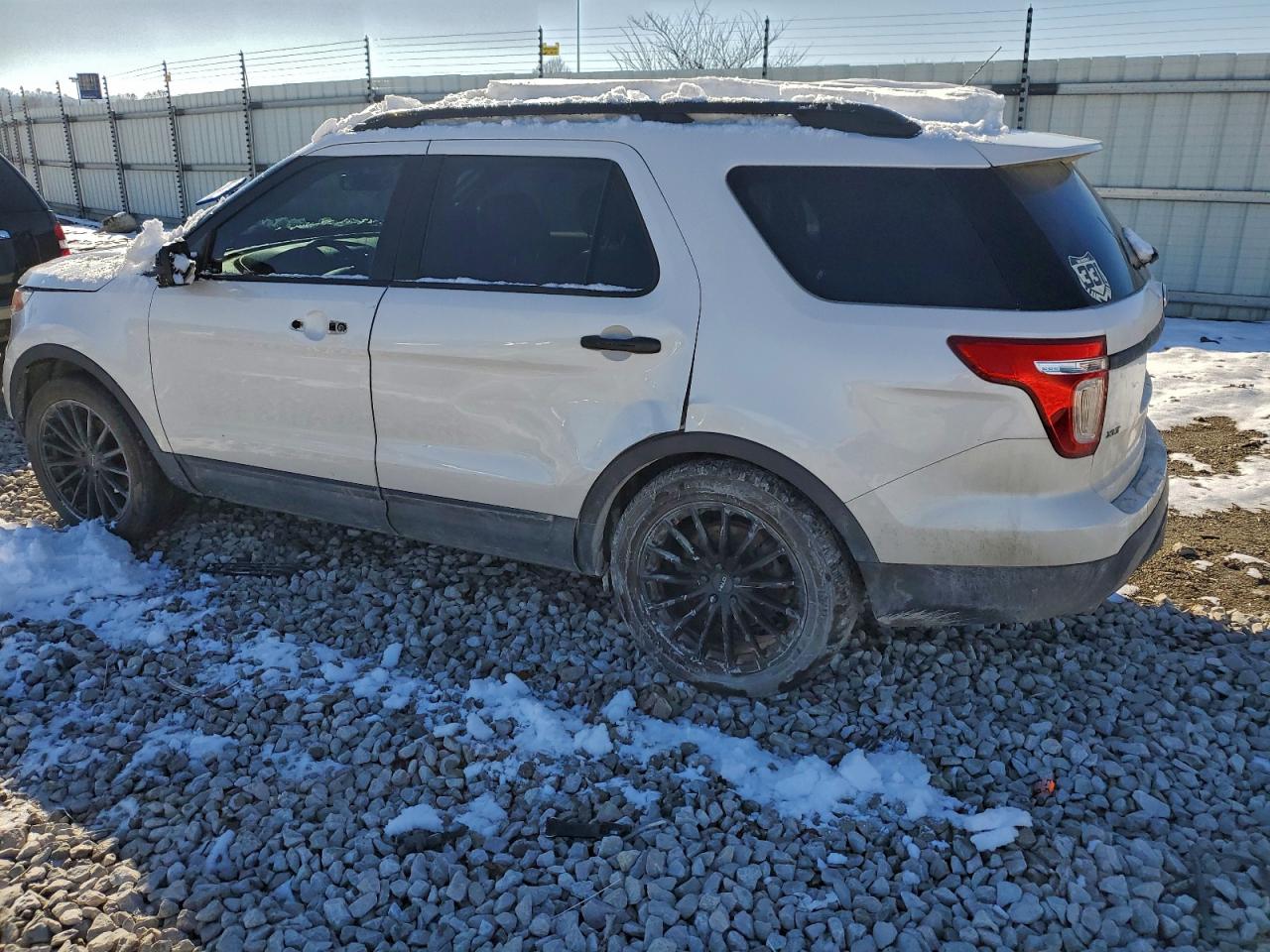 Ford Explorer Xlt Image 7