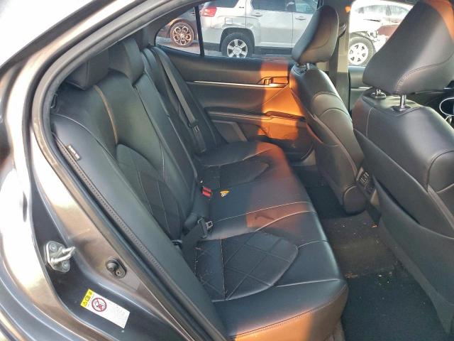 Toyota Camry L Image 7