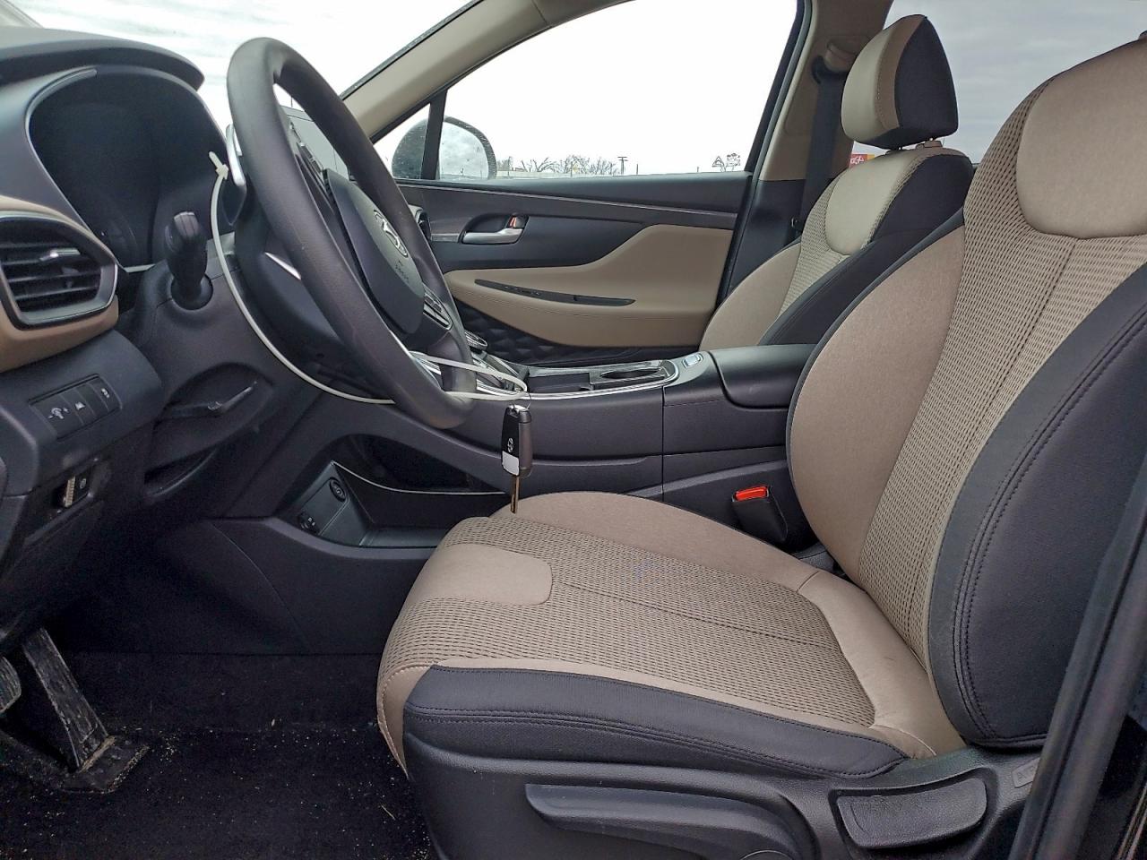 Hyundai SANTA FE Se Image 6