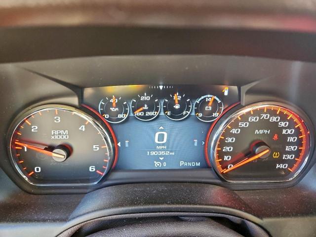 GMC Yukon Denali Image 3