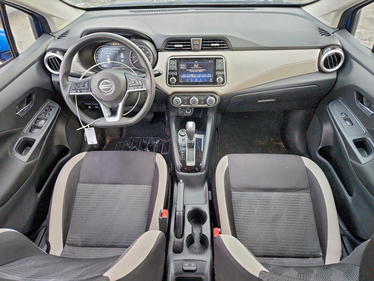 Nissan Versa Sv Image 11