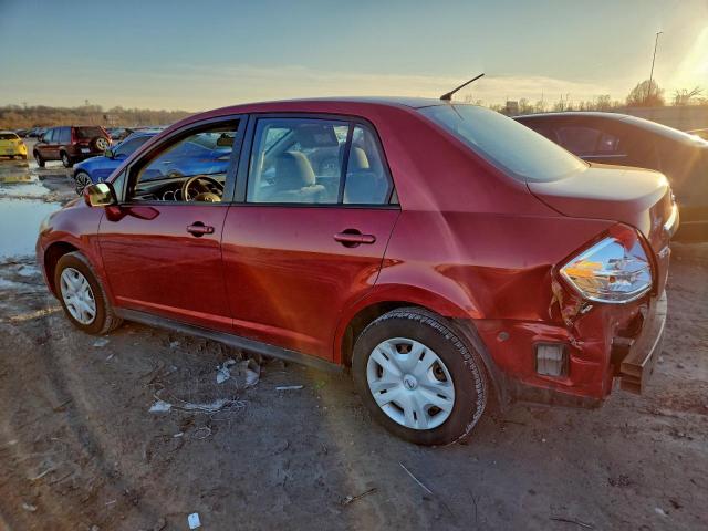 Nissan Versa S Image 2
