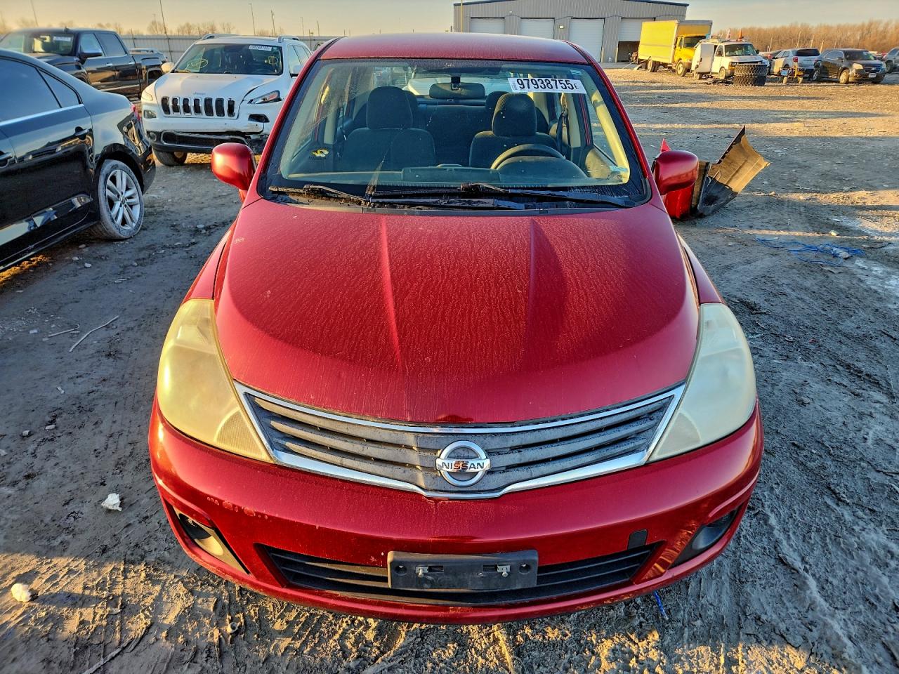 Nissan Versa S Image 9
