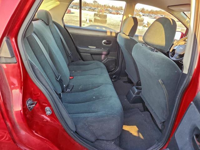 Nissan Versa S Image 6