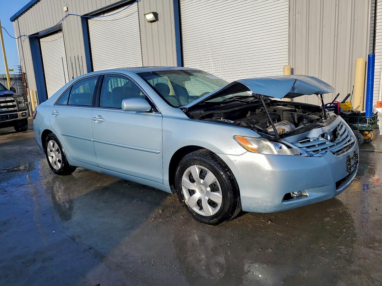 Toyota Camry Ce Image 5