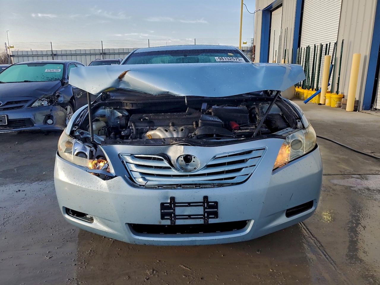 Toyota Camry Ce Image 12