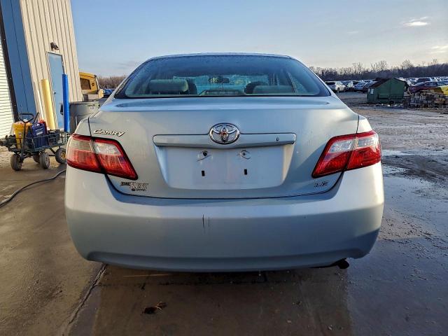Toyota Camry Ce Image 4
