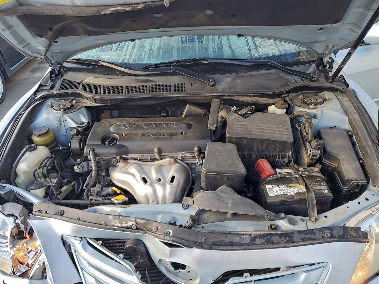 Toyota Camry Ce Image 6