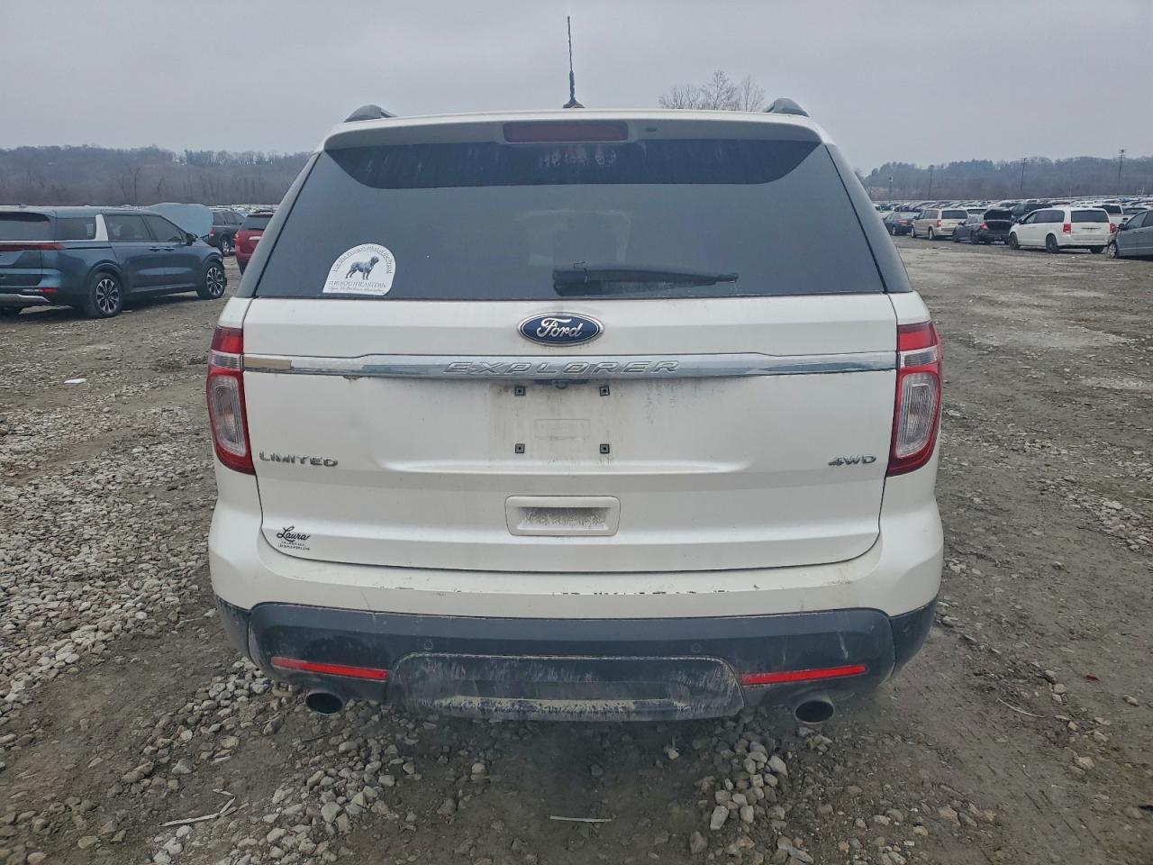 Ford Explorer Limited Image 2