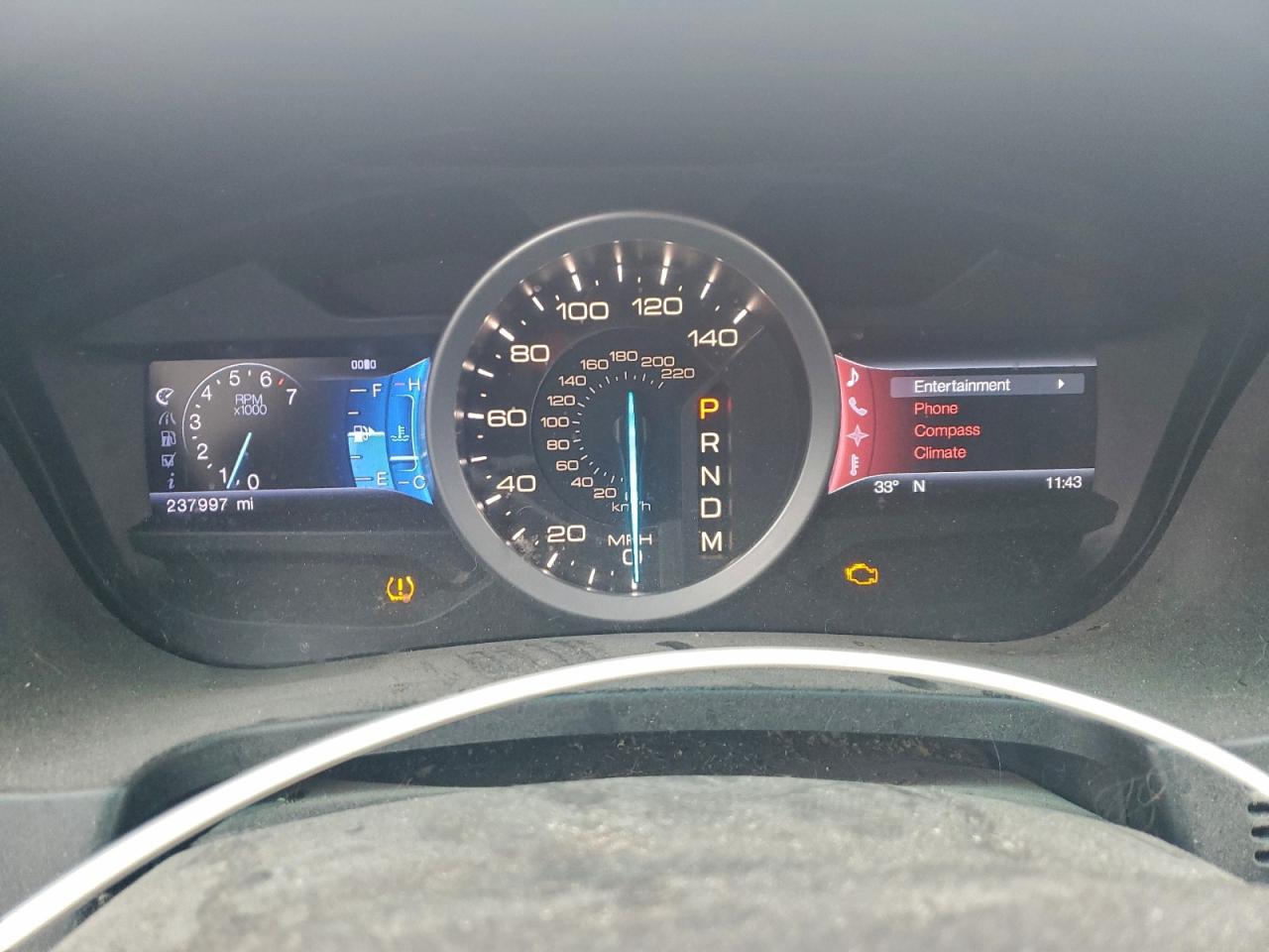 Ford Explorer Limited Image 7