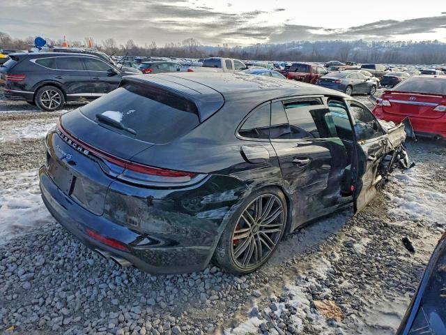 Porsche Panamera 4s Sport Turismo Image 2