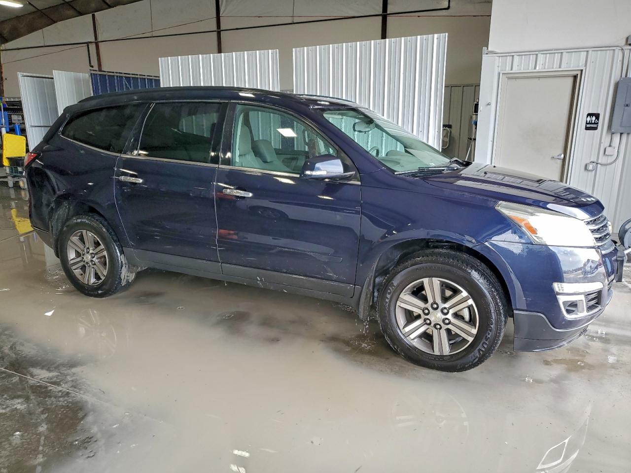 Chevrolet Traverse Lt Image 2