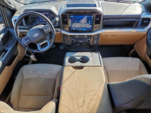 Ford F-150 Super Cab Image 6