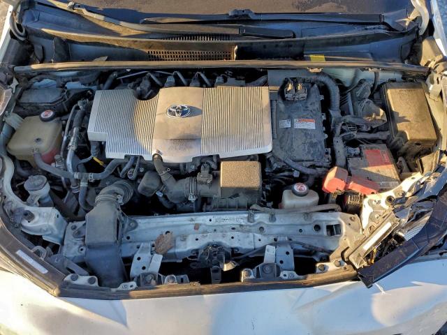 Toyota Prius Image 8