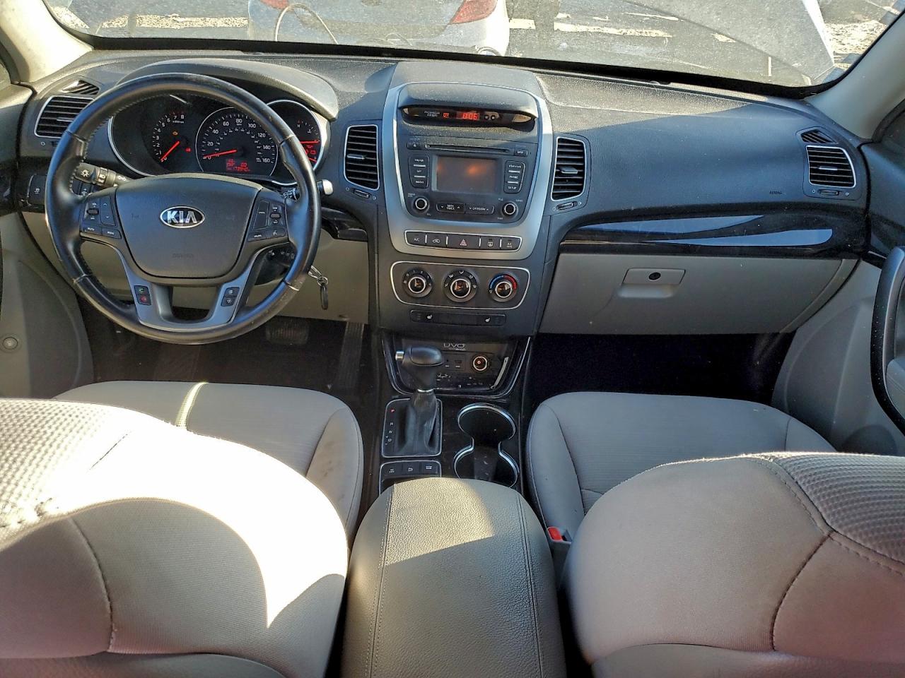 Kia Sorento Lx Image 9