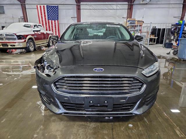 Ford Fusion Se Image 9