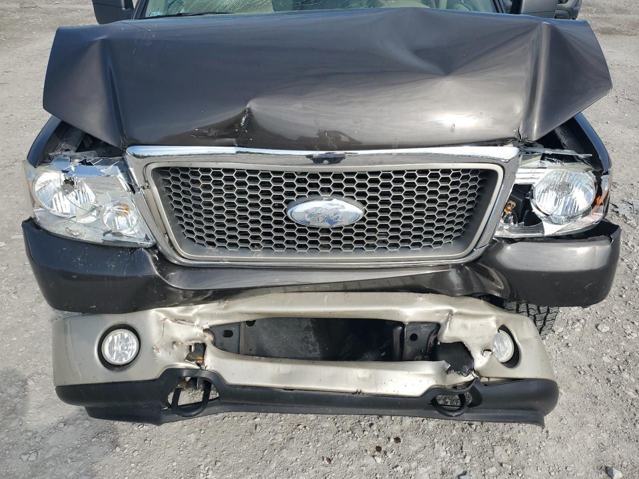 Ford F-150 Supercrew Image 9