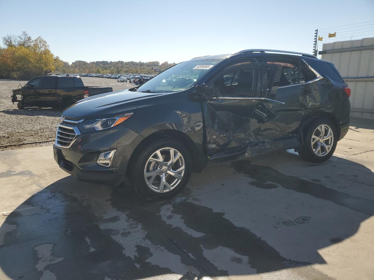 Chevrolet Equinox Premier Image 1